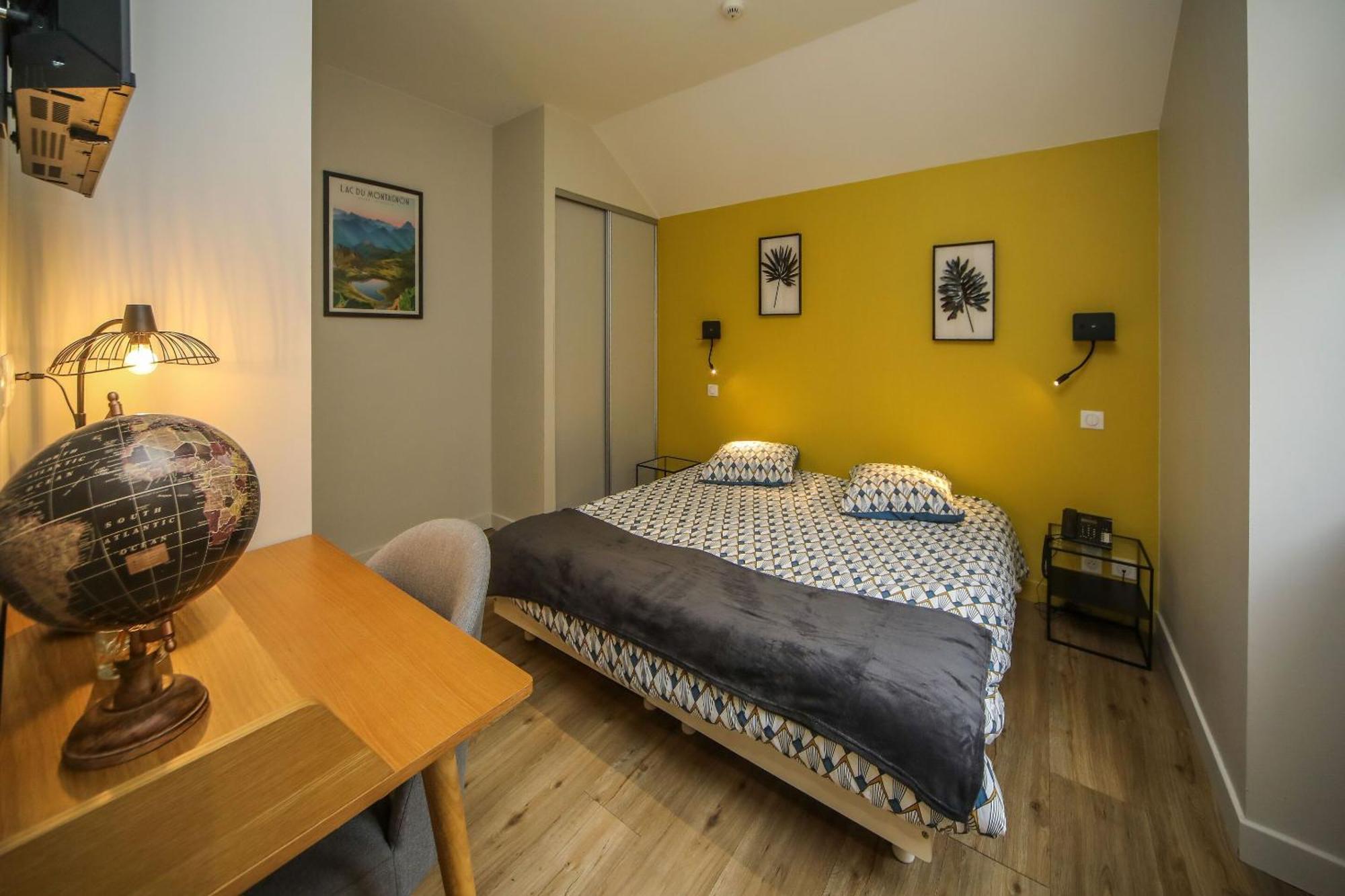 Hotel O Chiroulet Bagnères-de-Bigorre Cameră foto